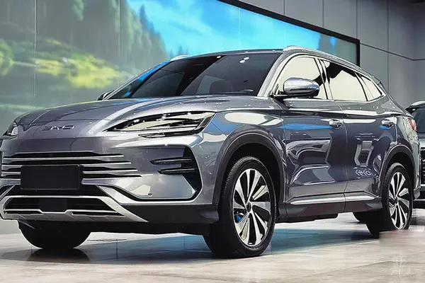 پیش فروش بی وای دی، سانگ پلاس DMi