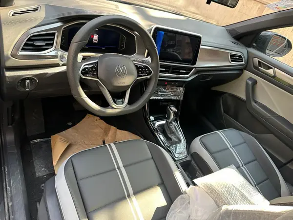 فولکس، تی راک