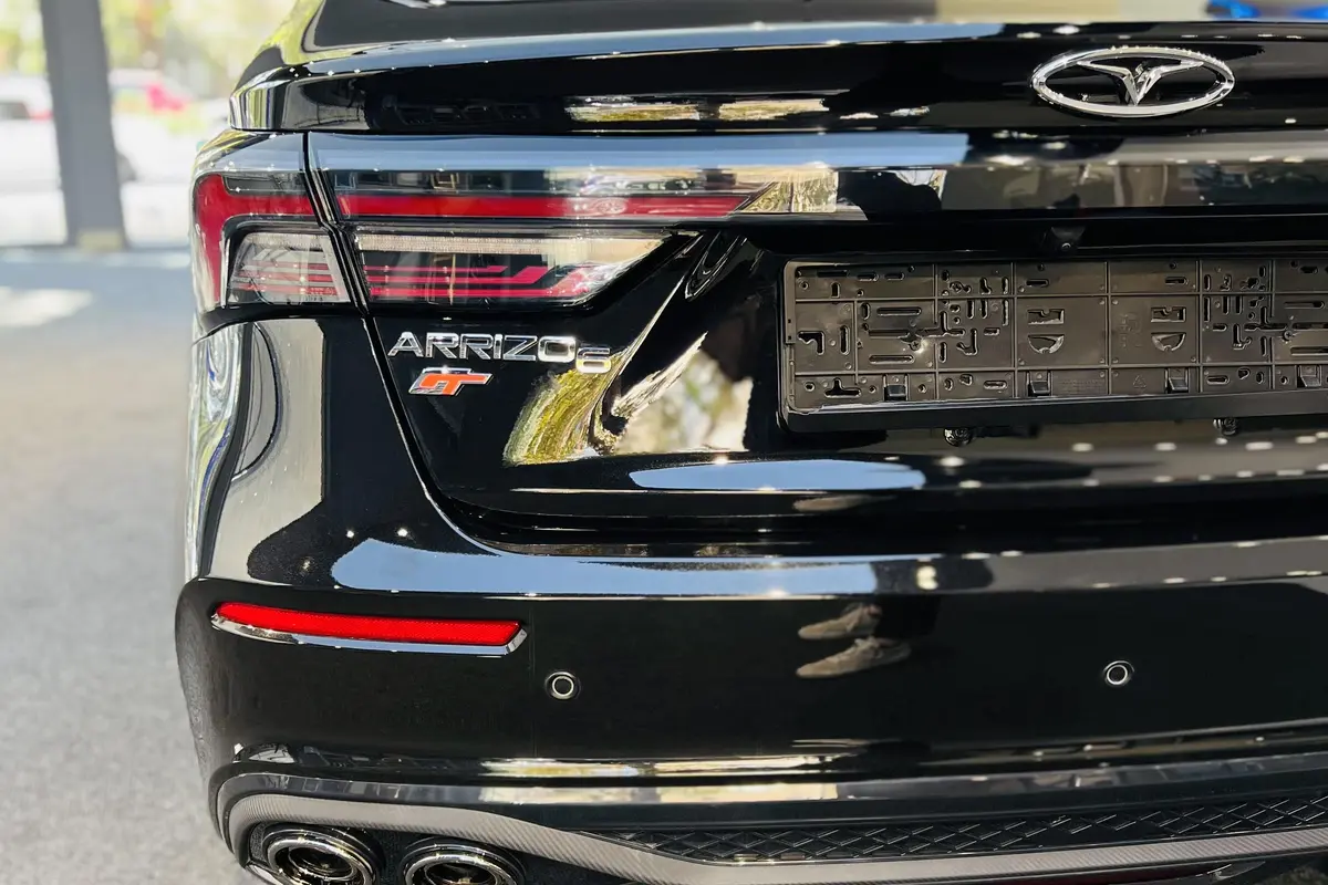 فونیکس،  آریزو 6 جی تی (Z6 GT)