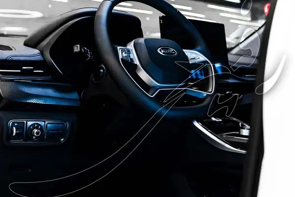 پیش فروش کی ام سی، X5