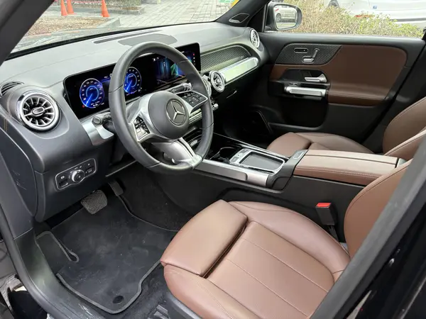 بنز، کلاس EQB