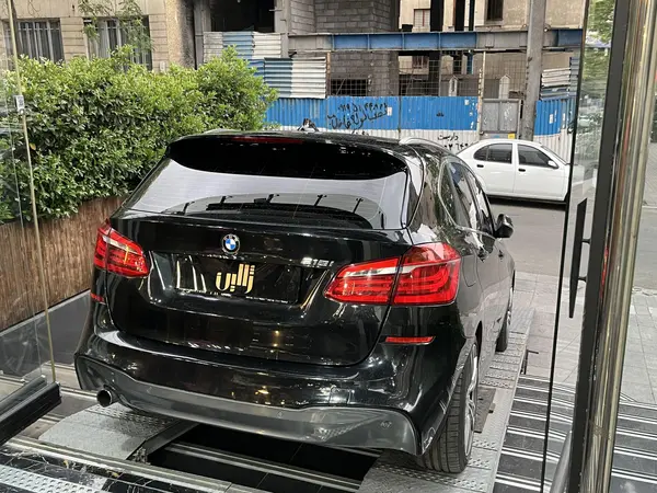 ب ام و  سری 2 اکتیوتورر