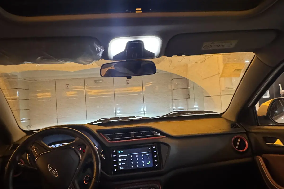 ام وی ام،  X22