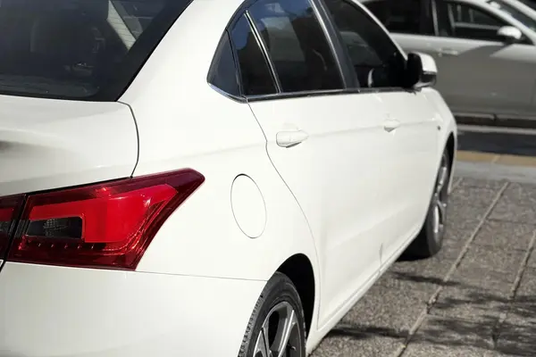 چری، آریزو 5T