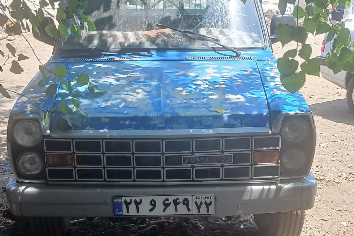 زامیاد،  وانت نیسان