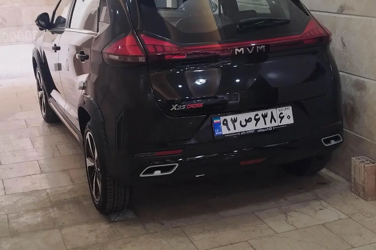 ام وی ام،  X33 کراس