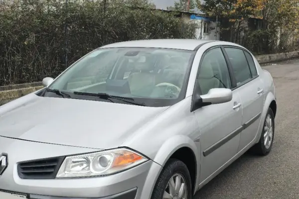 رنو، مگان (مونتاژ)