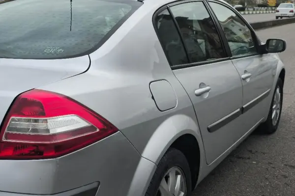 رنو، مگان (مونتاژ)