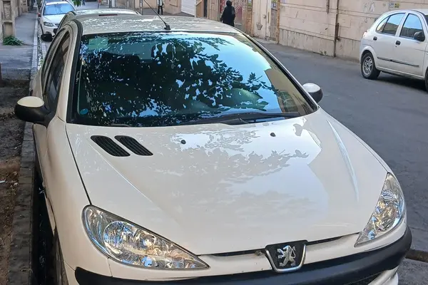 پژو  206