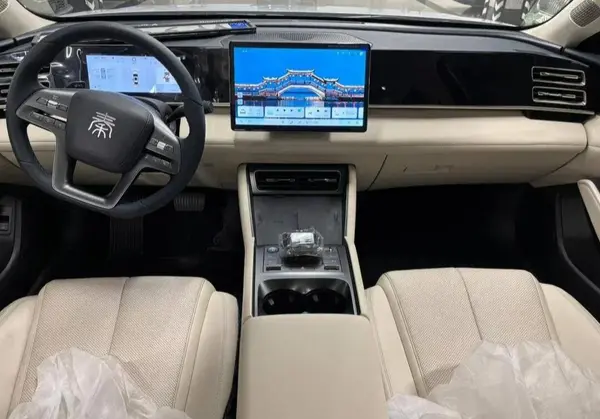 حواله بی وای دی، چین L