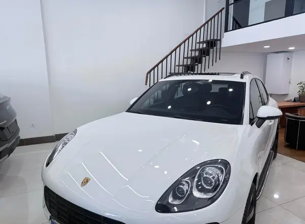 پورشه، ماکان