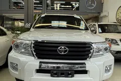 تویوتا، لندکروز چهار در