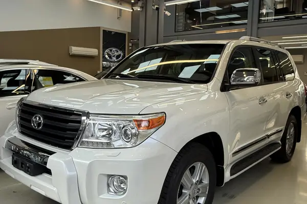 تویوتا، لندکروز چهار در