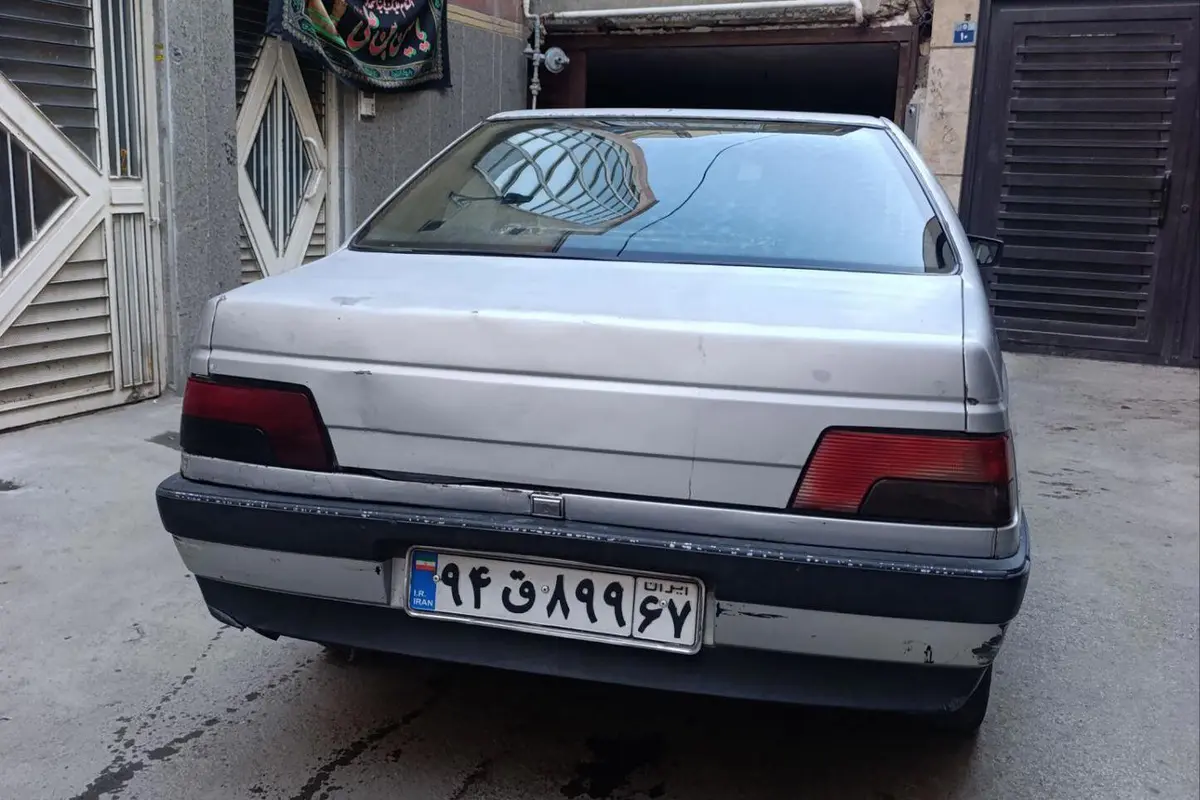 پژو،  405
