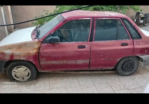 پراید، صندوق دار
