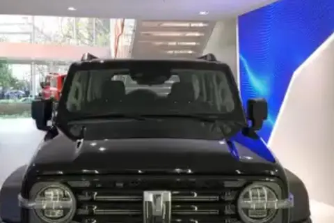تانک، 300