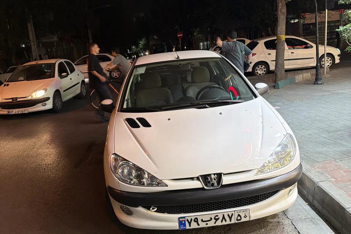 پژو  206
