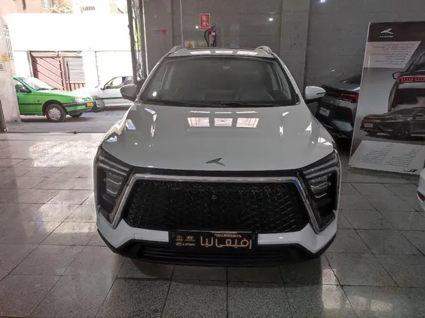 پیش فروش کی ام سی، X5