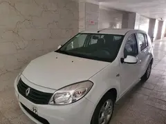 رنو، ساندرو