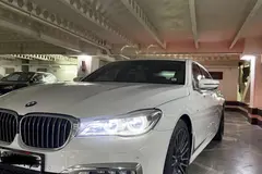 ب ام و، سری 7