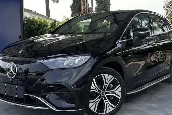 بنز، EQE SUV