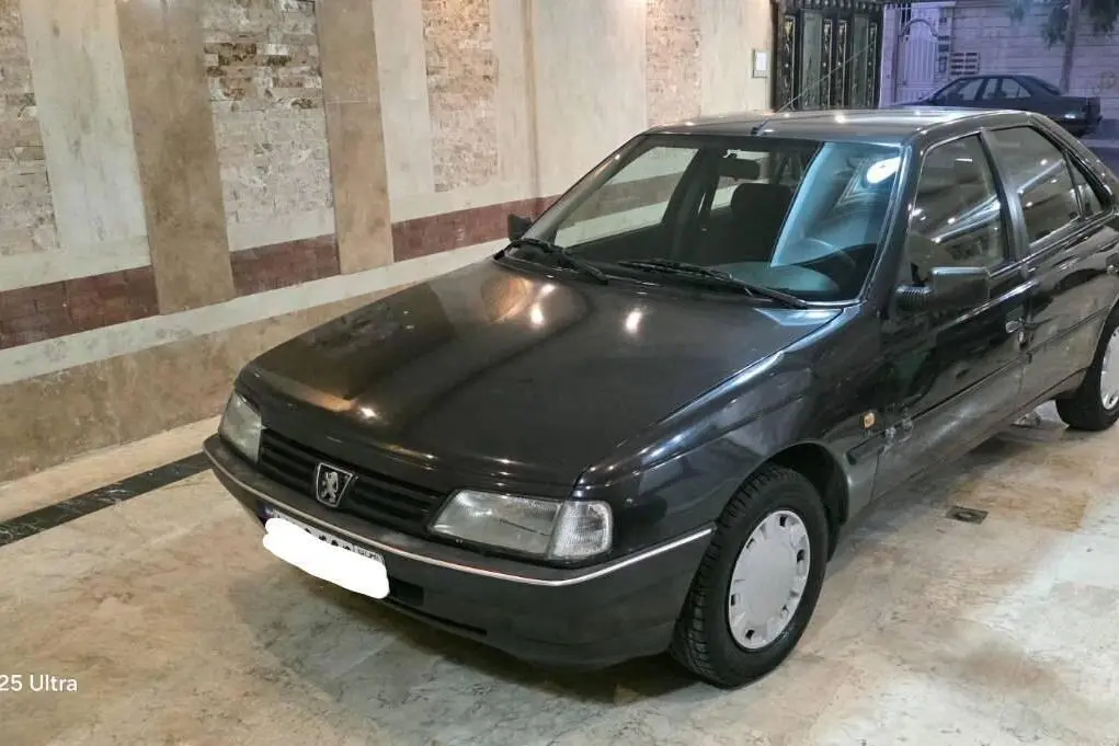 پژو،  405