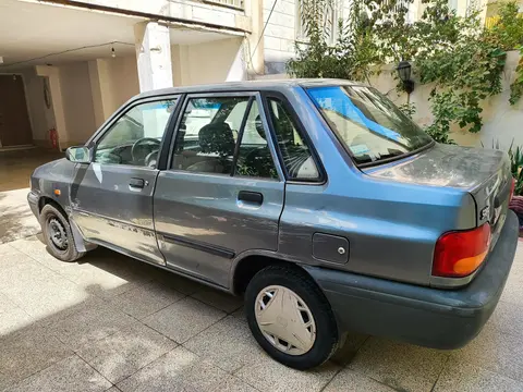 پراید، صندوق دار