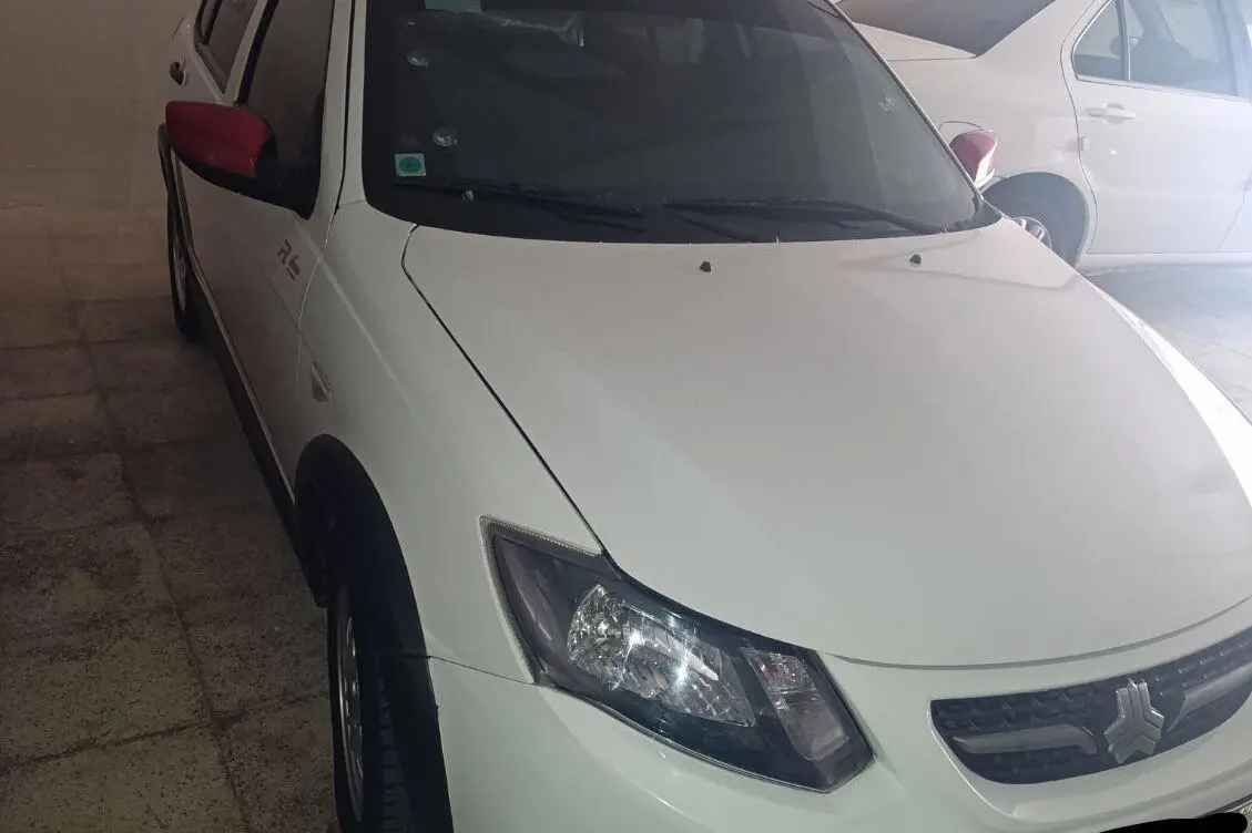 کوییک،  دنده ای R