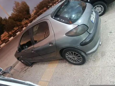 پژو، 206