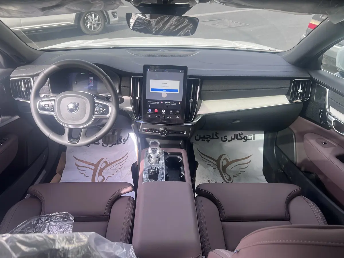 ولوو،  S90