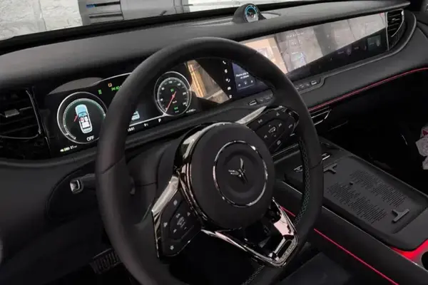 حواله وویا، فری