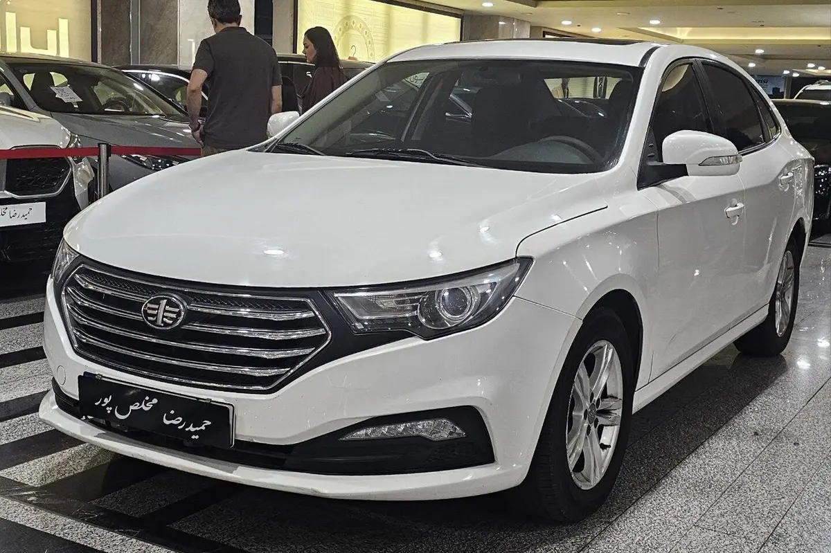 بسترن  B30