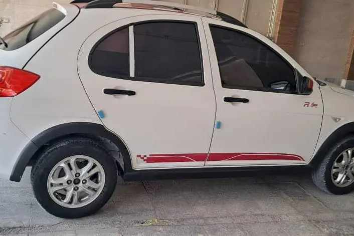 کوییک،  دنده ای R