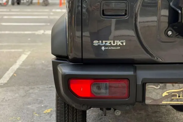 سوزوکی، جیمنی 5 در