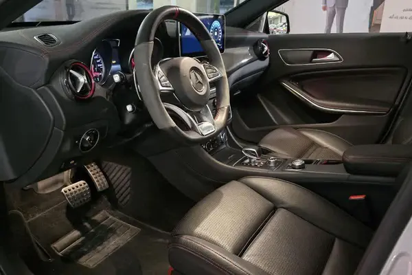 بنز  کلاس GLA