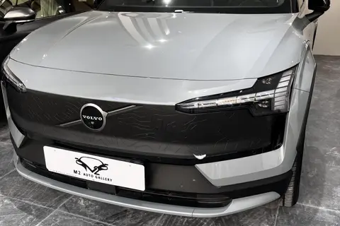 ولوو، EX30