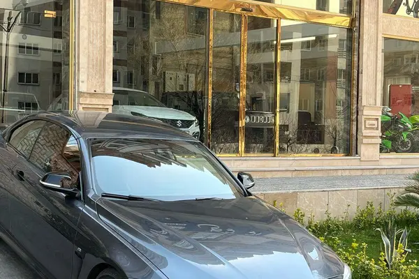 ب ام و، سری 4 کروک