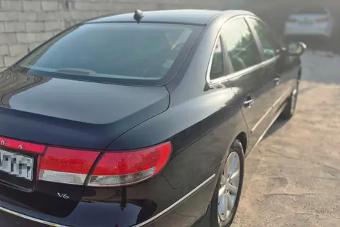 هیوندای، آزرا (گرنجور)
