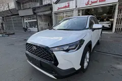 تویوتا، کرولا کراس هیبرید