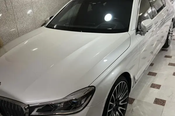 ب ام و، سری 7