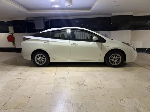 تویوتا، پریوس