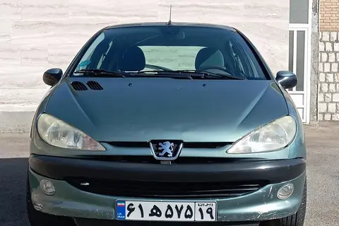 پژو، 206