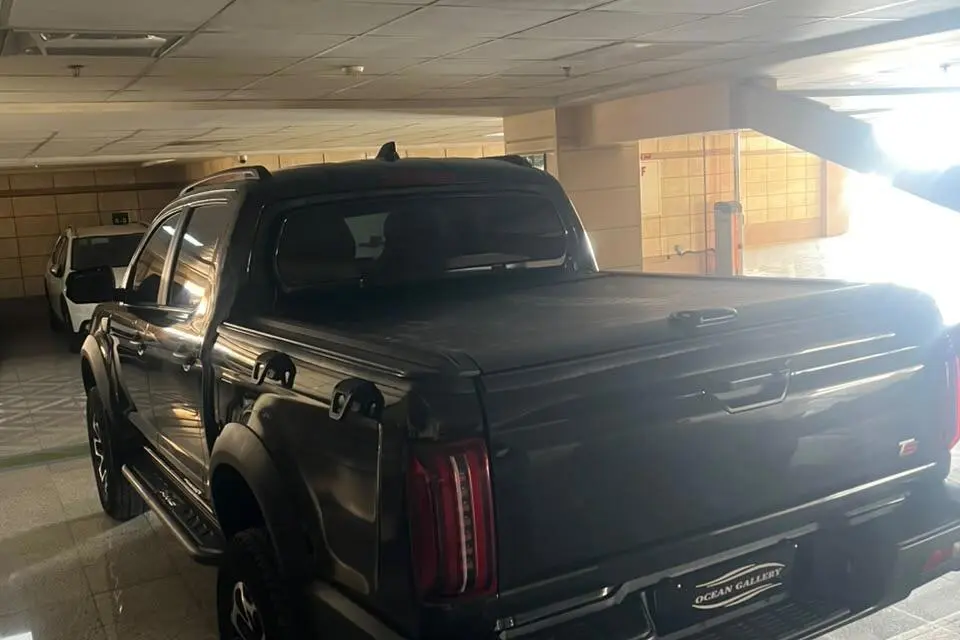 کی ام سی،  T9