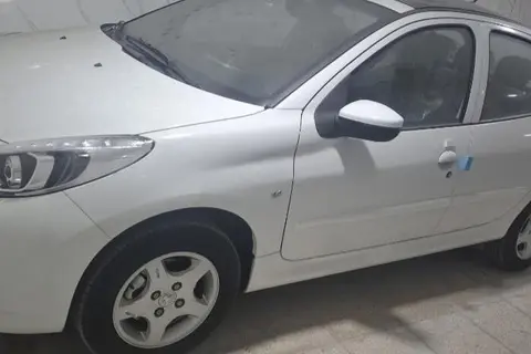 پژو، 207