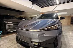 فولکس، آی دی یونیکس