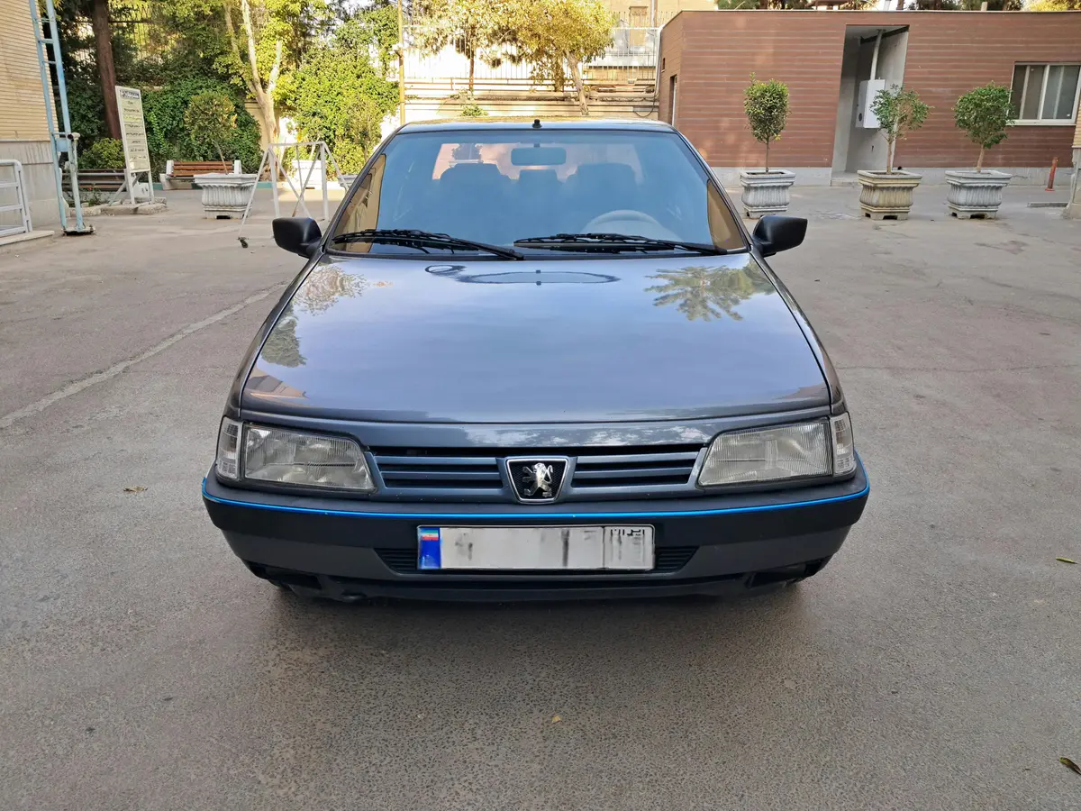 پژو،  405