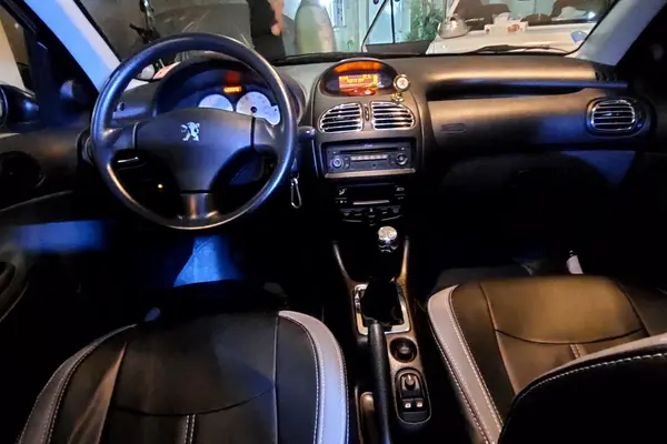 پژو  206 SD