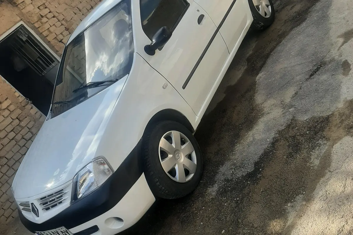 رنو،  تندر 90