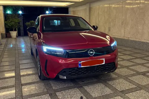 اپل، کورسا