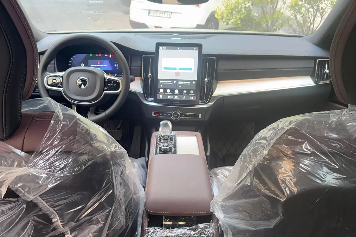 ولوو،  S90